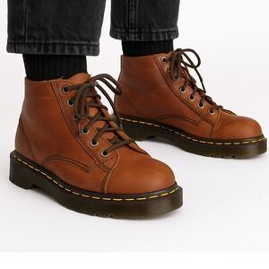 Dr Martens 8088 Brown Leather Boots UK 6 US 7 Lace Up Made in England Vintage